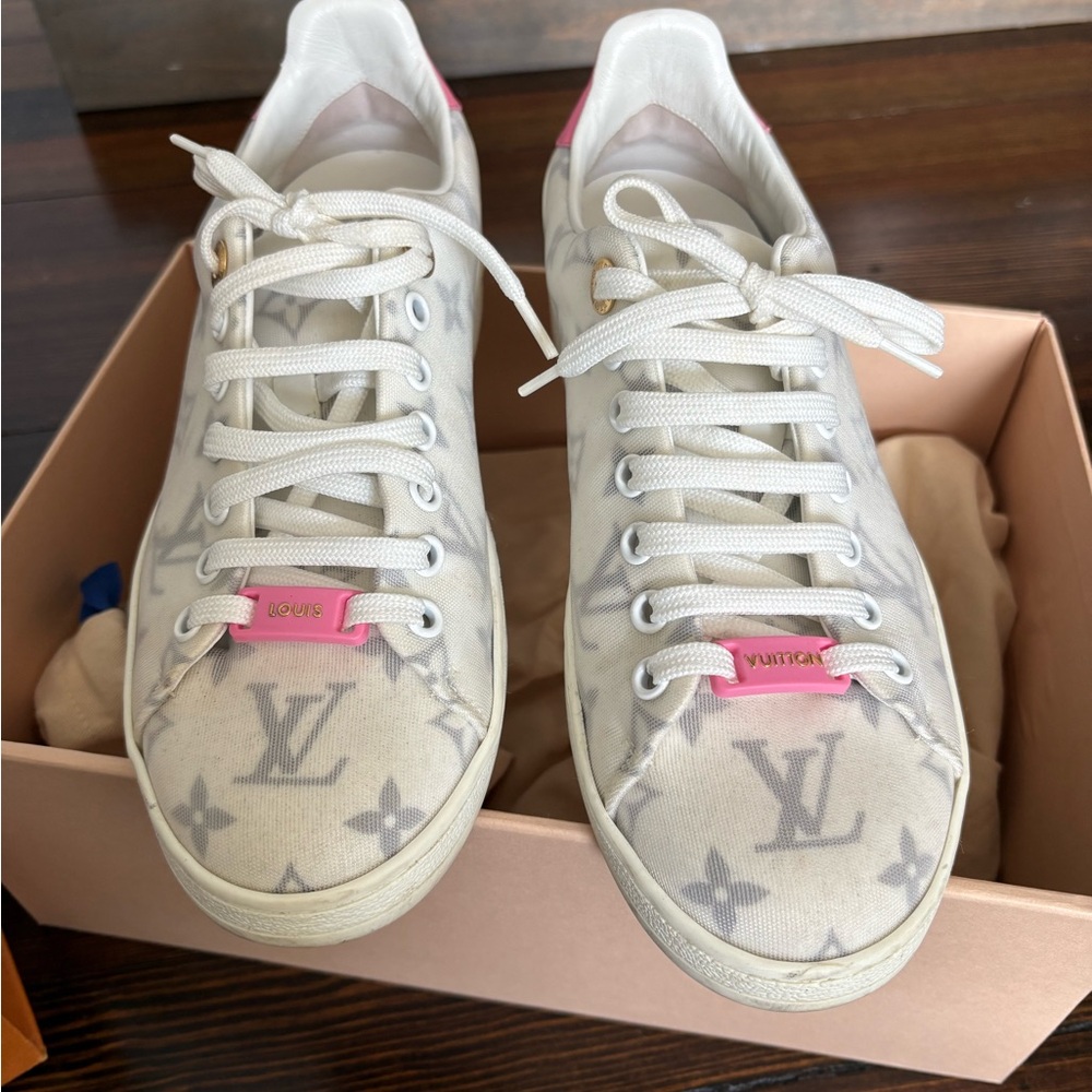 Louis Vuitton White and Pink Monogram Sneakers - Picture 7 of 8